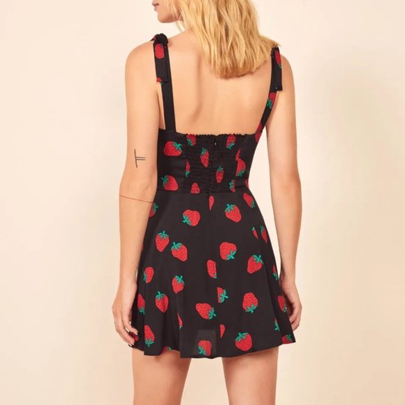 Strawberry summer dress - Picture 3 of 5